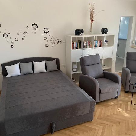 Apartment Bono Пореч Екстериор снимка